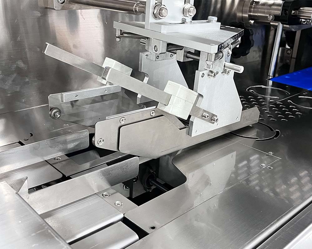 HorizontalPacking Machine Upper Film Rolling HS45-3